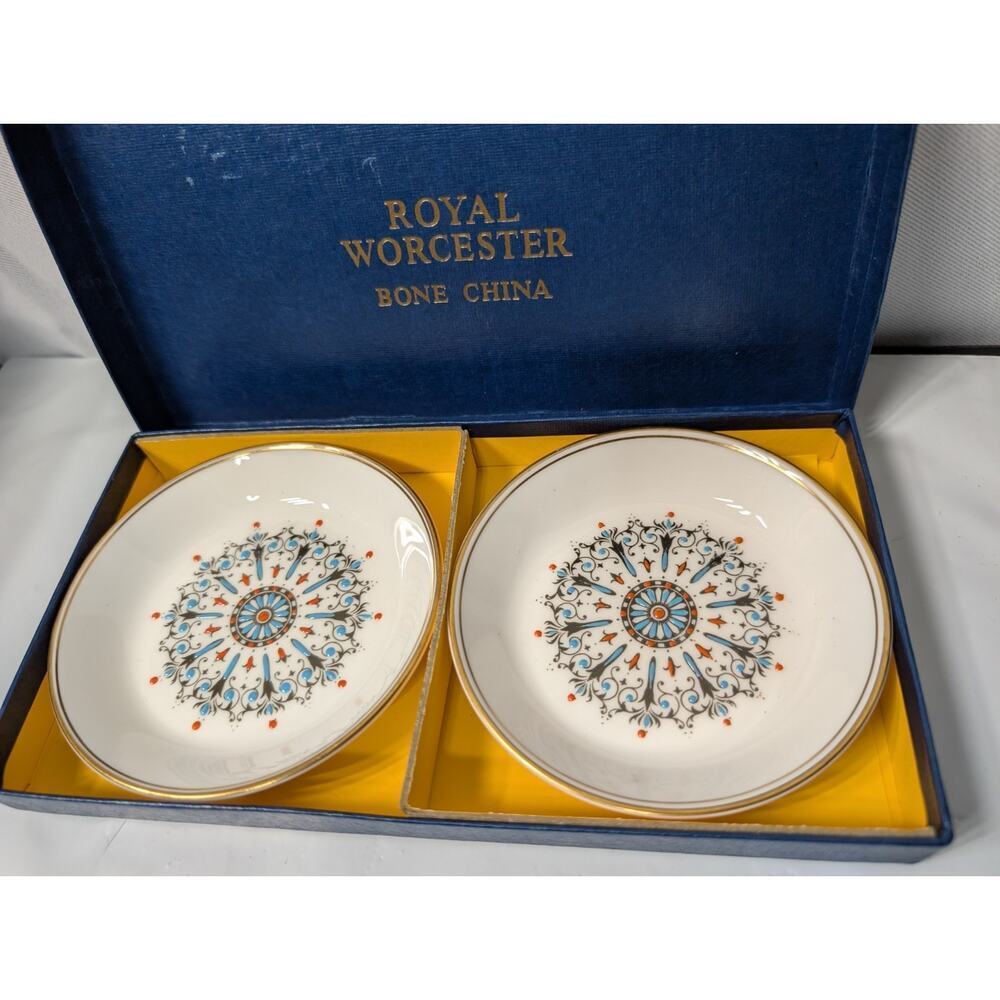 Vintage Royal Worcester Bone China Set Of 2 Coasters/Small Dish Woodland Pattern